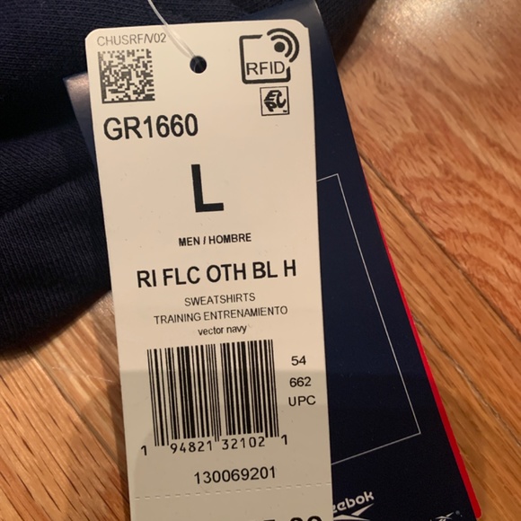 Reebok Sweatshirt Large Kids - Picture 2 of 2